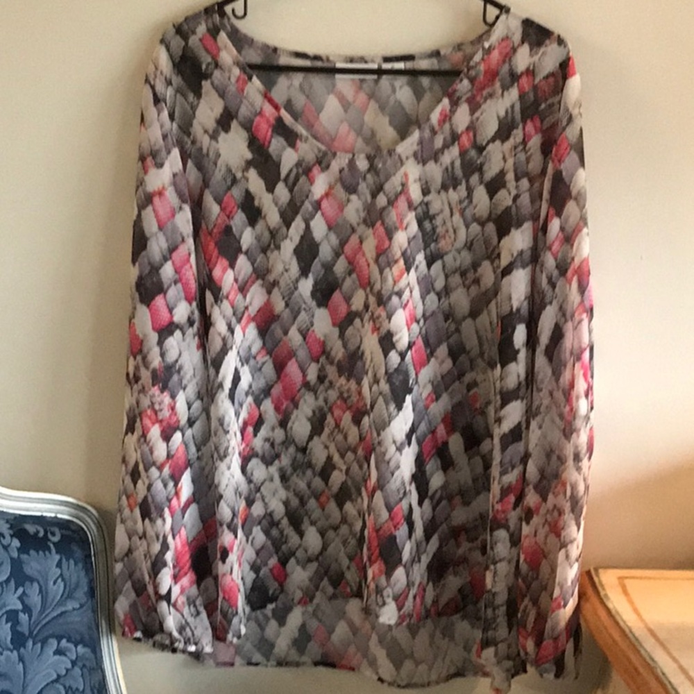 Liz Claiborne top. Size XL.